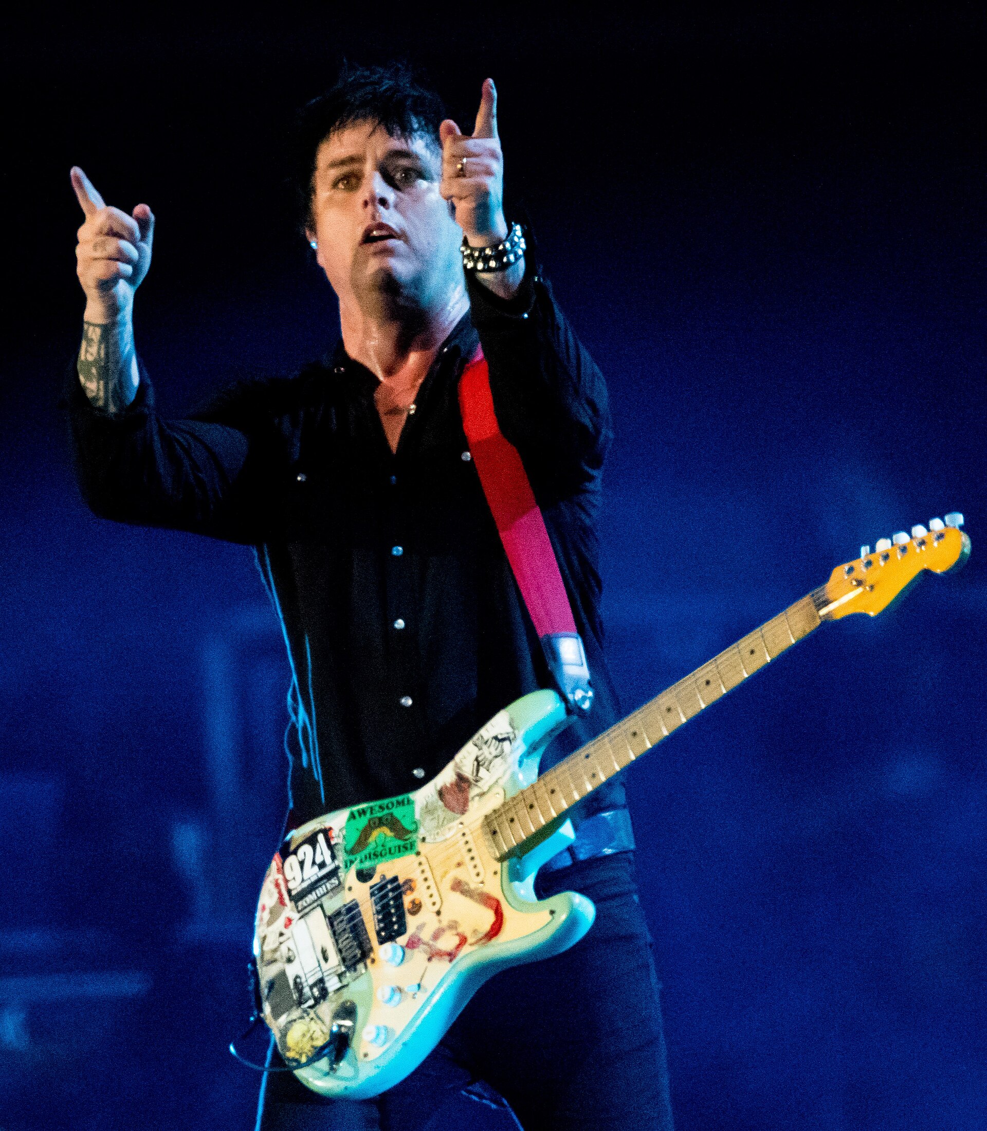 Billie Joe Armstrong with his Fernandes guitar